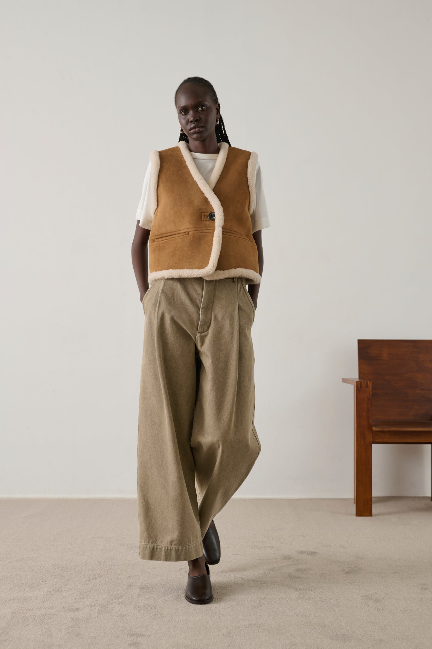 Pyrenees Sleeveless Gilet - Honey - Leather - Women